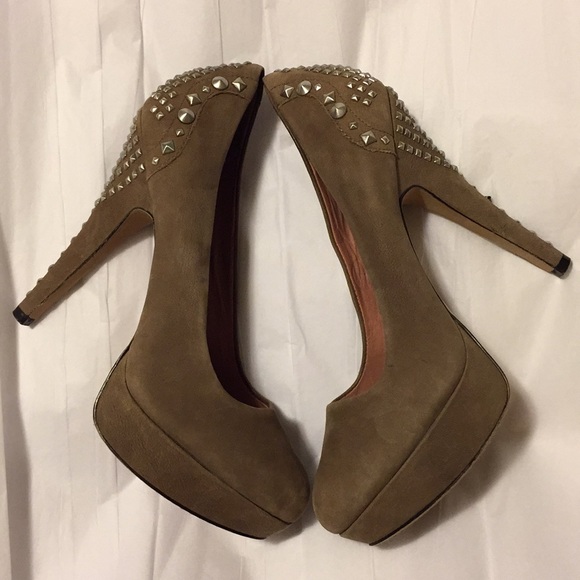 ❤️Vince Camuto Heels - Picture 4 of 9